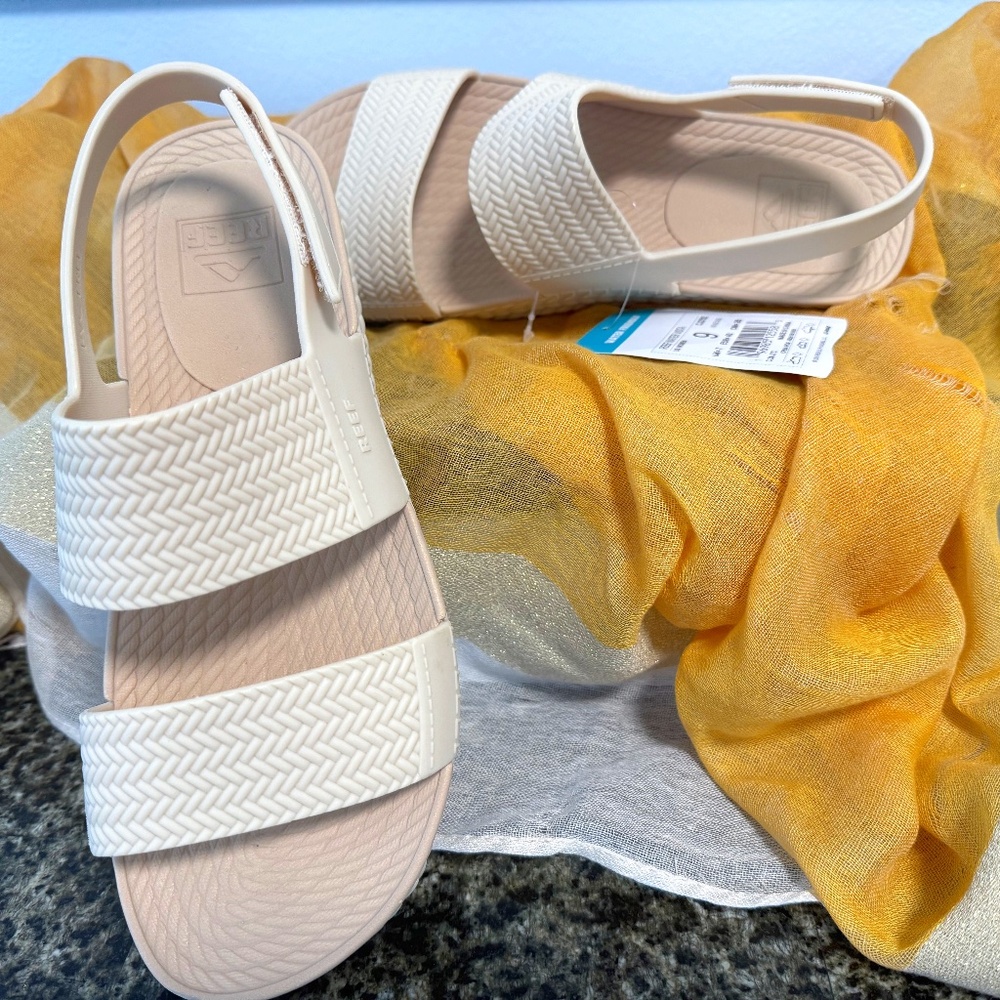 Wedge sandals